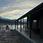By Nysaetervatnet Surrounded By Mountains Ferienhaus Brunstad